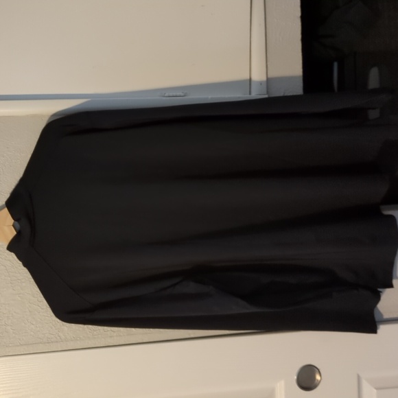 Port Authority Long Sleeve Wind Breaker - Picture 4 of 4